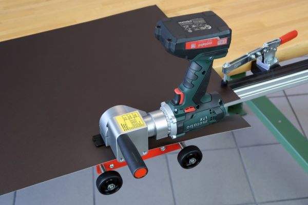 WUKO Clipper 1022 - Elektrisches Blechschneidegerät (1031111)